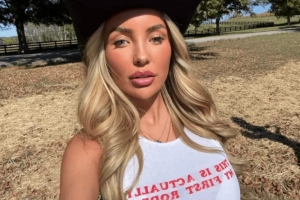 帕尔默女友开启田纳西牧场之旅,远离都市喧嚣体验牛仔风情