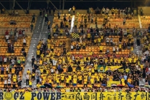 体坛:广州豹扛起广州足球大旗,未来要面对的困难必然不会少